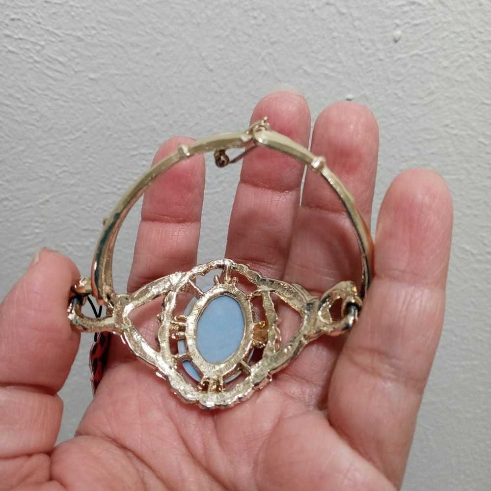 Vintage Betsy Johnson cameo bracelet - image 4