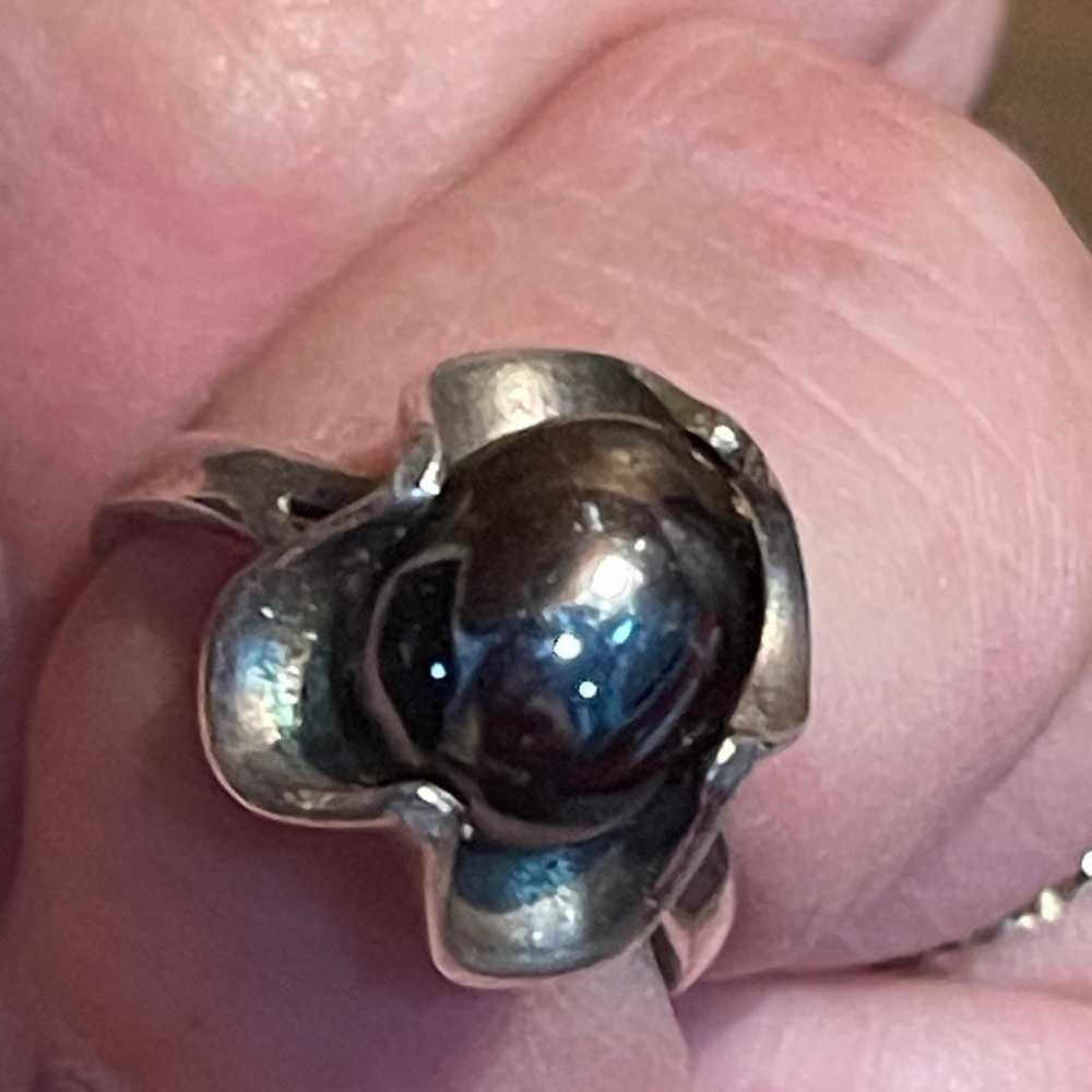 Sterling silver and Hematite flower ring - image 4