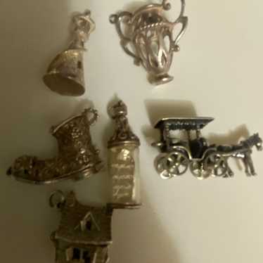 7 Sterling silver vintage charms - image 1