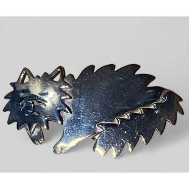 Vintage 925 Silver Brooch Mexico Jagged Sleeping … - image 1