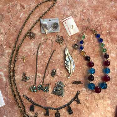 lot of vintage custome jewelry - image 1