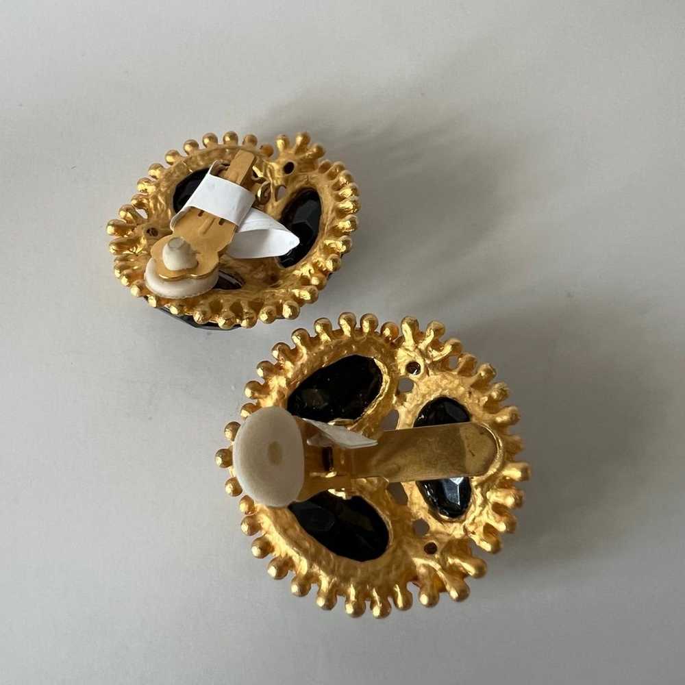 Vintage gold with black stone clip ons - image 4