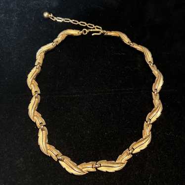 Vintage Crown Trifari Necklace Gold Plated Bold l… - image 1