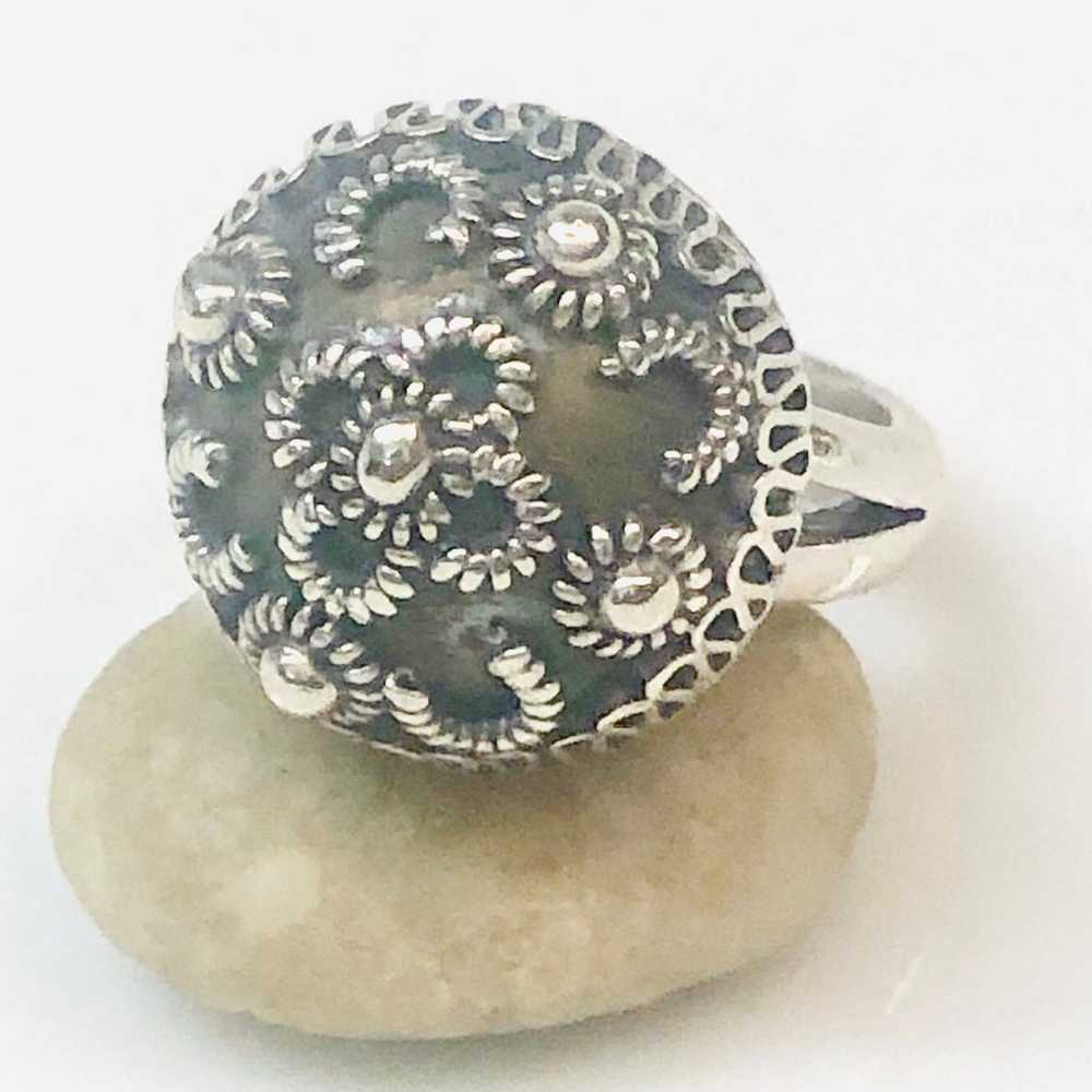 Ornate Vintage Sterling Silver Mexican Ring - image 4