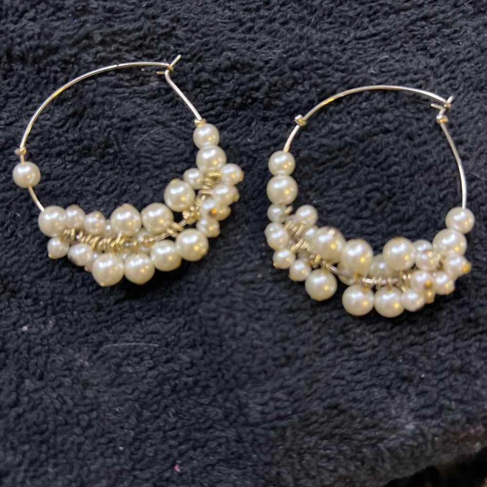 earrings vintage pearl gold hoop earrings - image 1