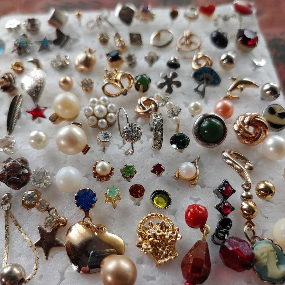 Single stud earring jewelry lot 92 pcs - image 11