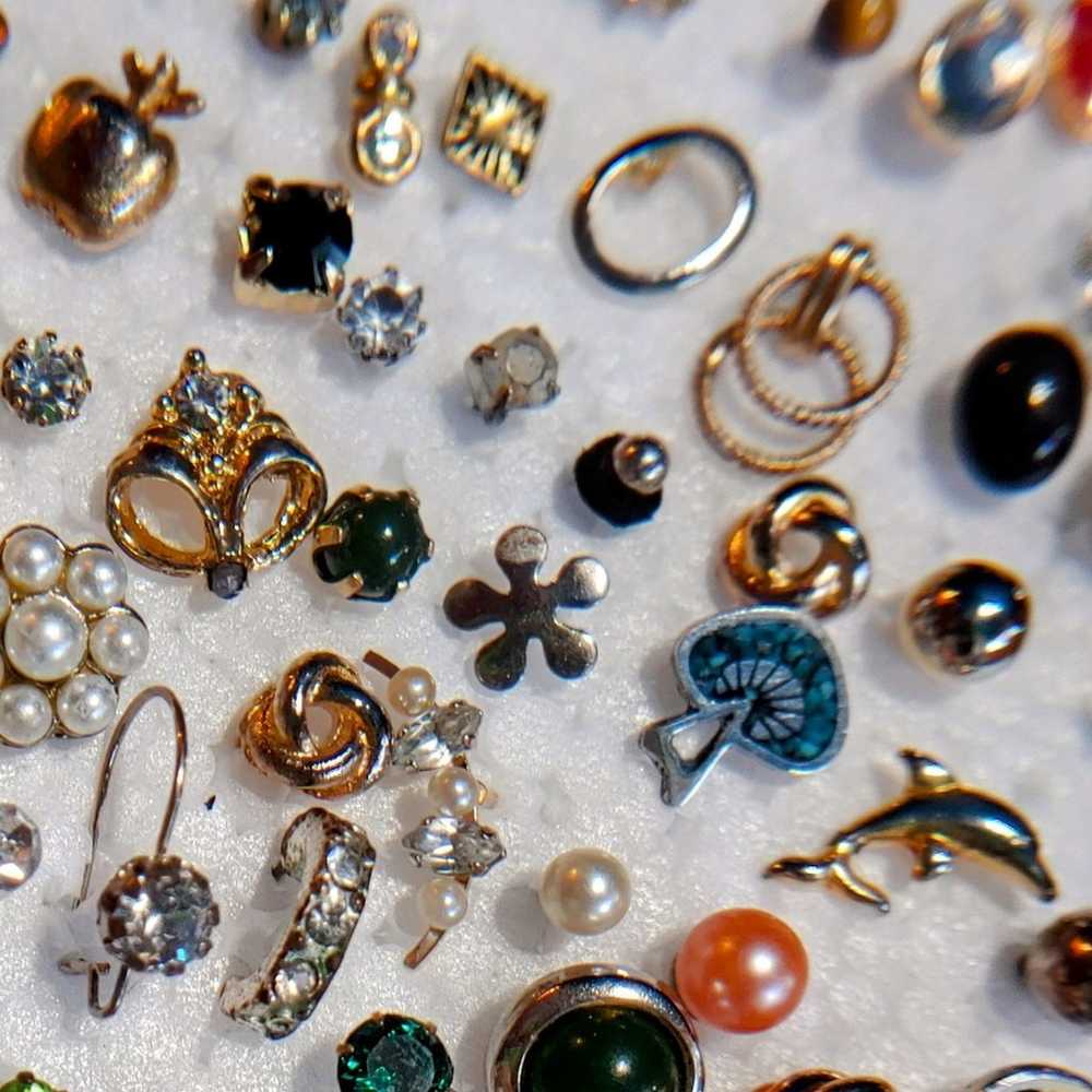 Single stud earring jewelry lot 92 pcs - image 7