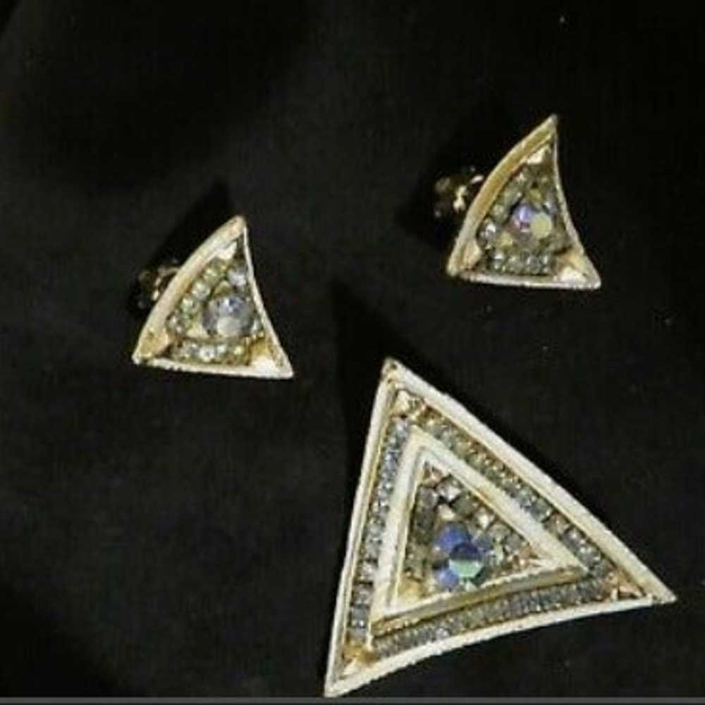 Vintage Unique Triangular Aurora Borealis Demi-Pa… - image 1