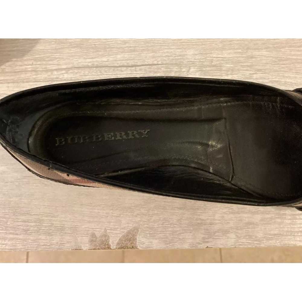 Burberry Leather flats - image 3