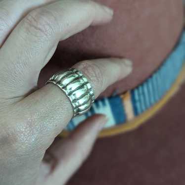 Stunning Vintage Sterling Navajo Ring- Size 9 - image 1