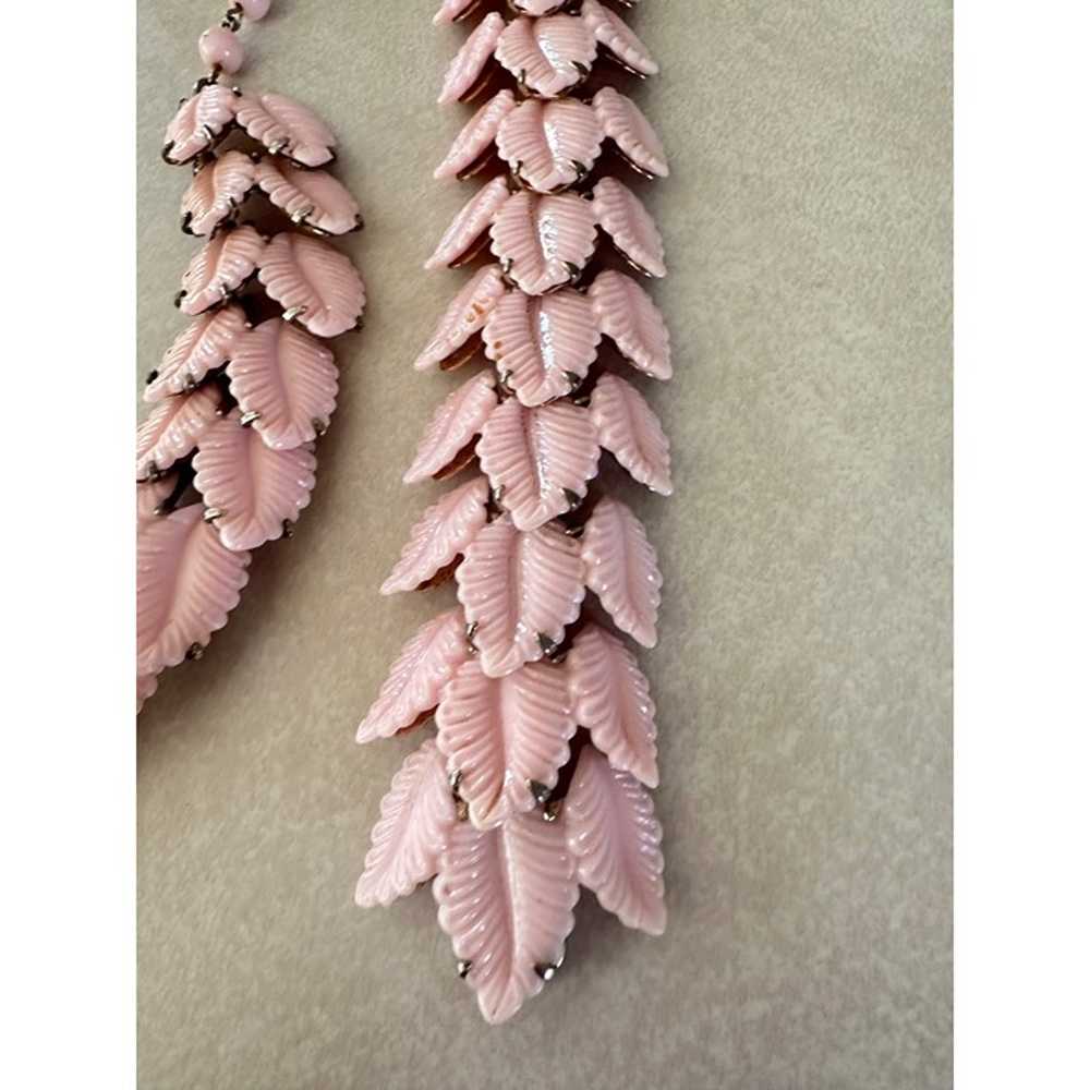 MCM vintage pale pink thermoset plastic leaves ne… - image 3