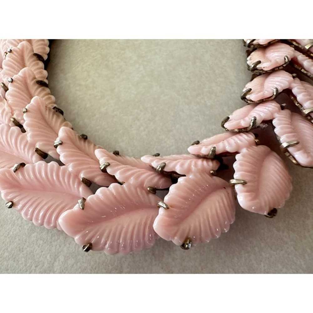 MCM vintage pale pink thermoset plastic leaves ne… - image 6