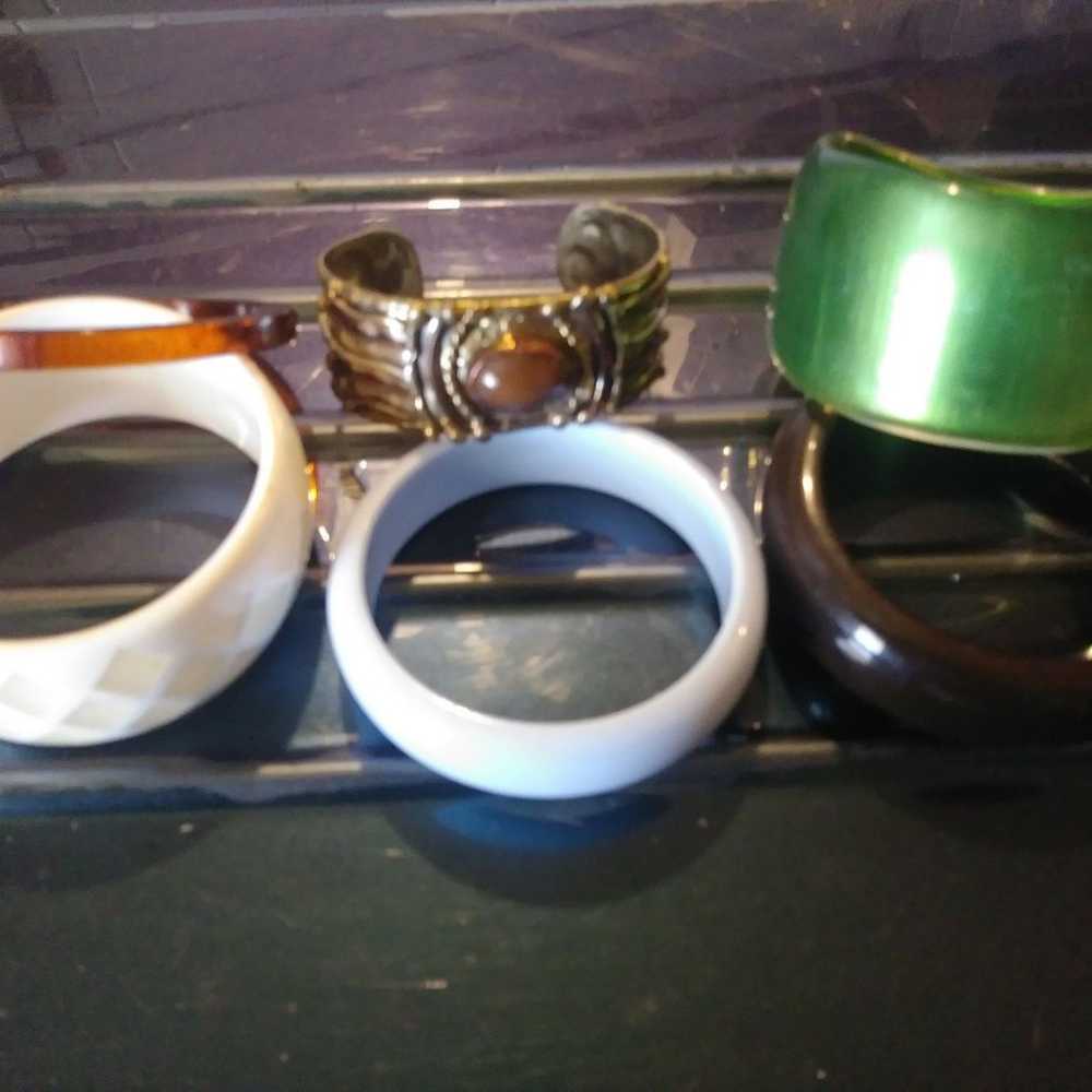 Latge bakelite bracelet's - image 8