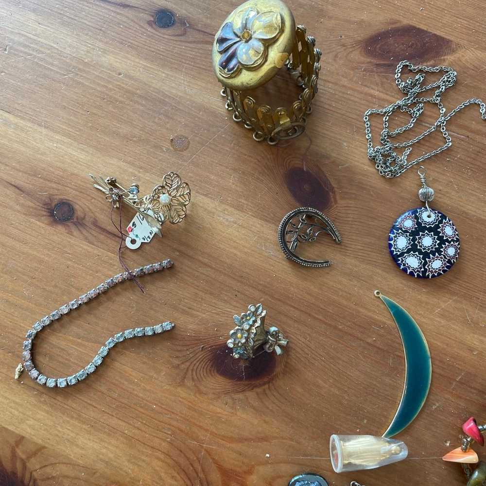 lot of vintage custom/estate jewelry. - image 7