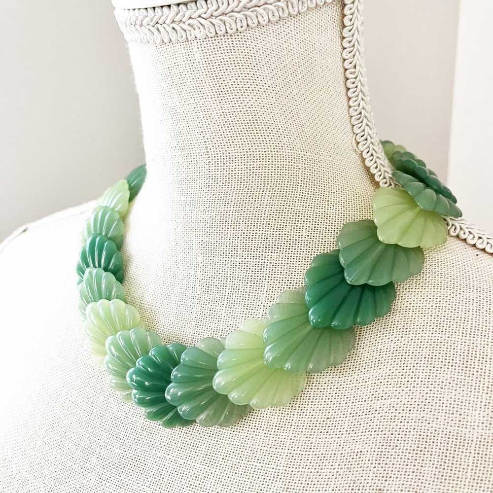 Vintage Mid Century Green Ombre Leaf Lucite Neckl… - image 5