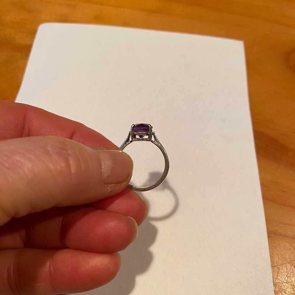 Vintage Sterling Silver Oval Amethyst Ring - image 4