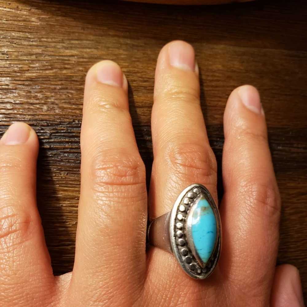 Vintage Sterling Silver Turquoise Ring - image 9