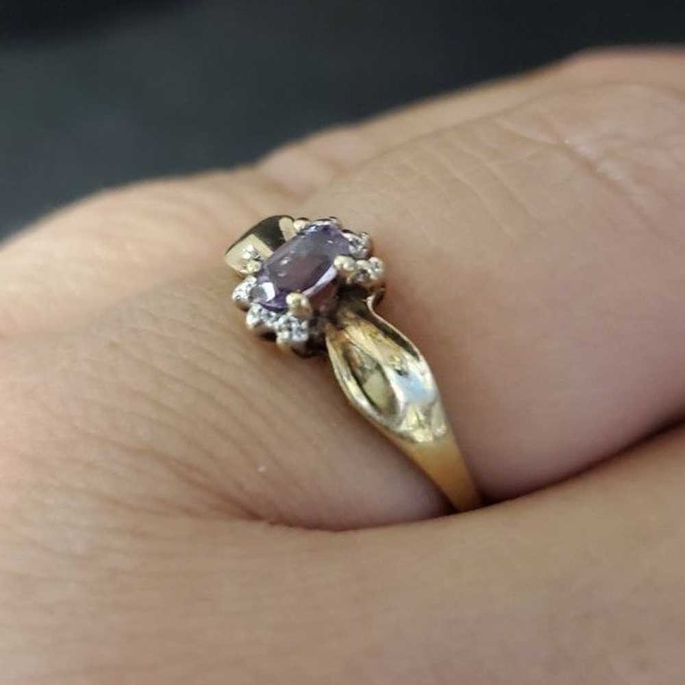 10K Yellow Gold Amethyst Ring - image 4