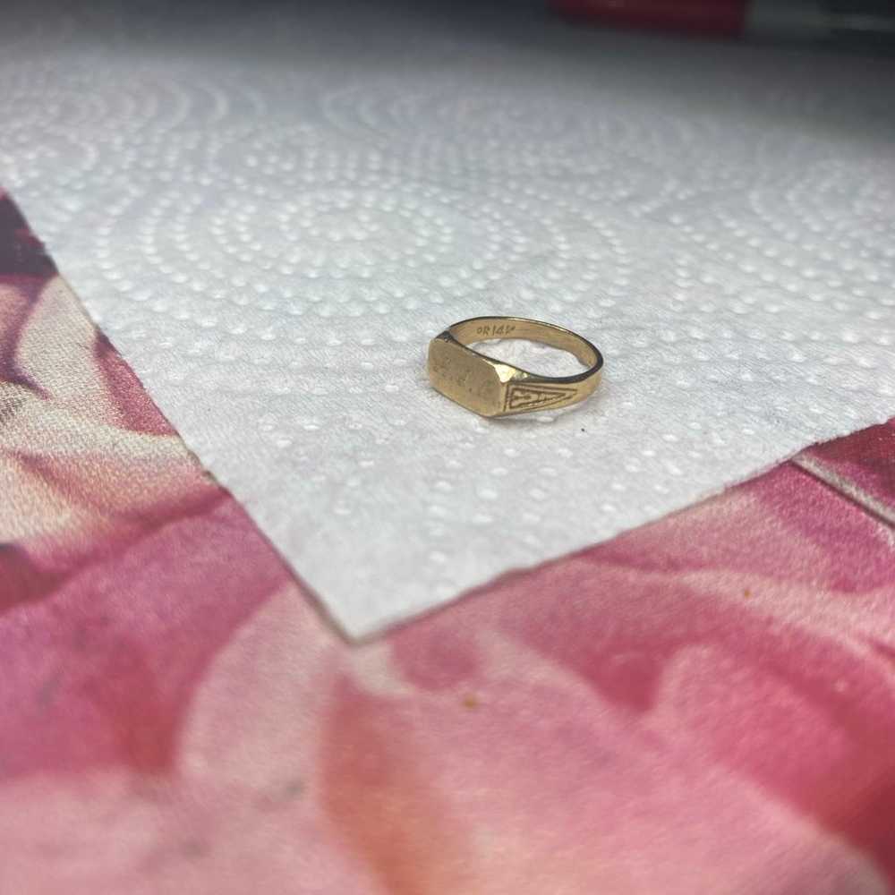 14k gold engraved ring - image 3