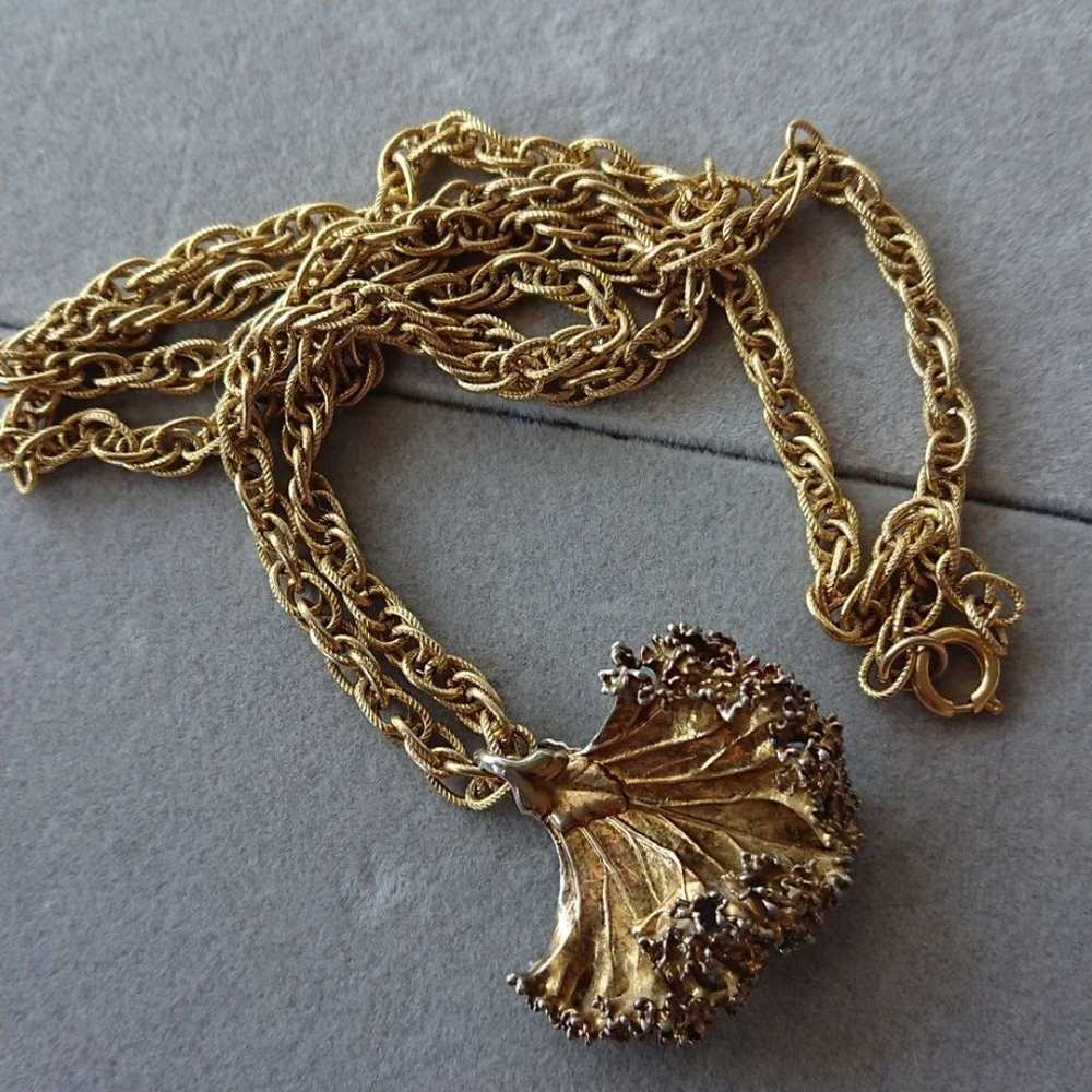 SharpLilTeeth Vintage Kale Leaf Gold dipped penda… - image 1