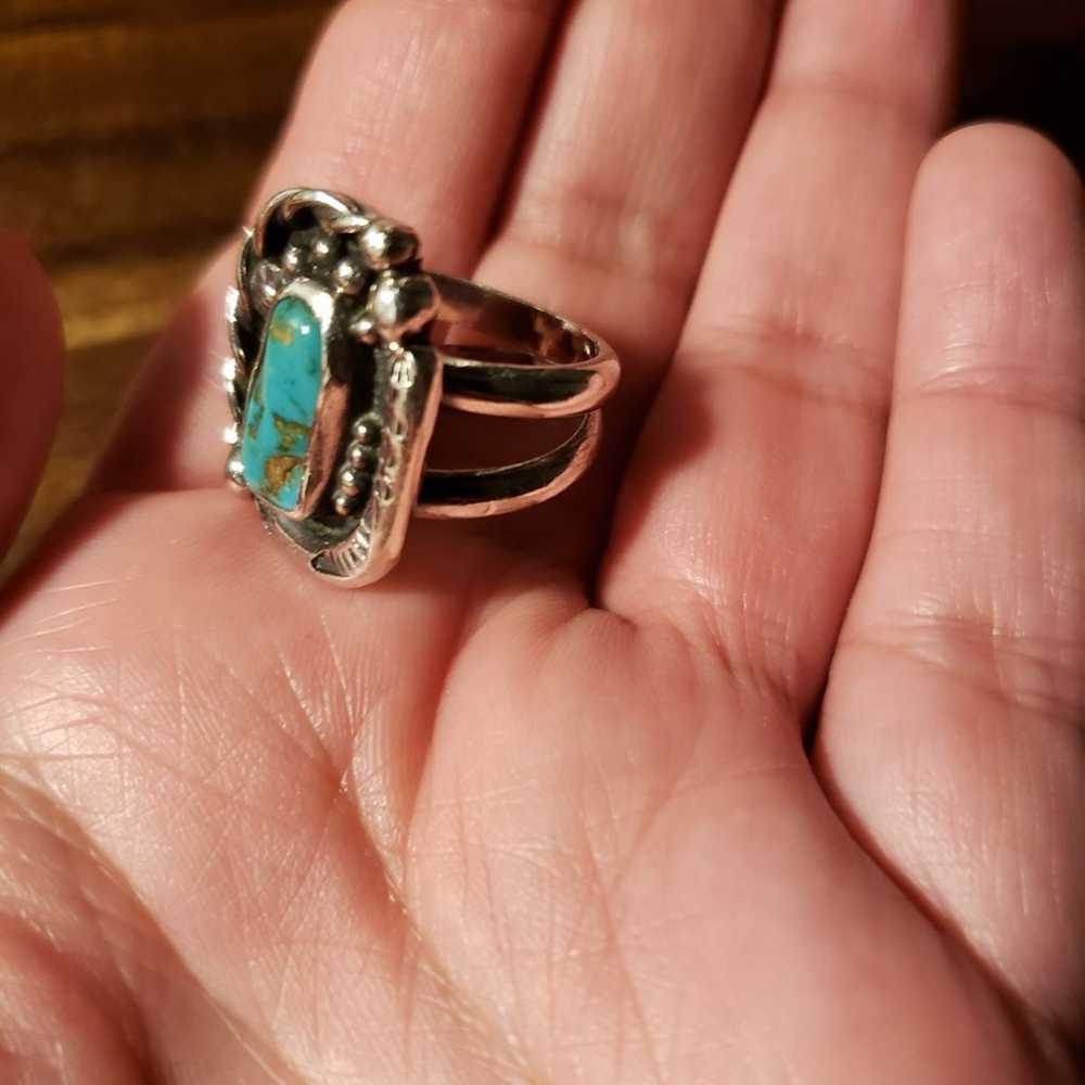 Vintage Sterling Silver Turquoise Ring - image 7