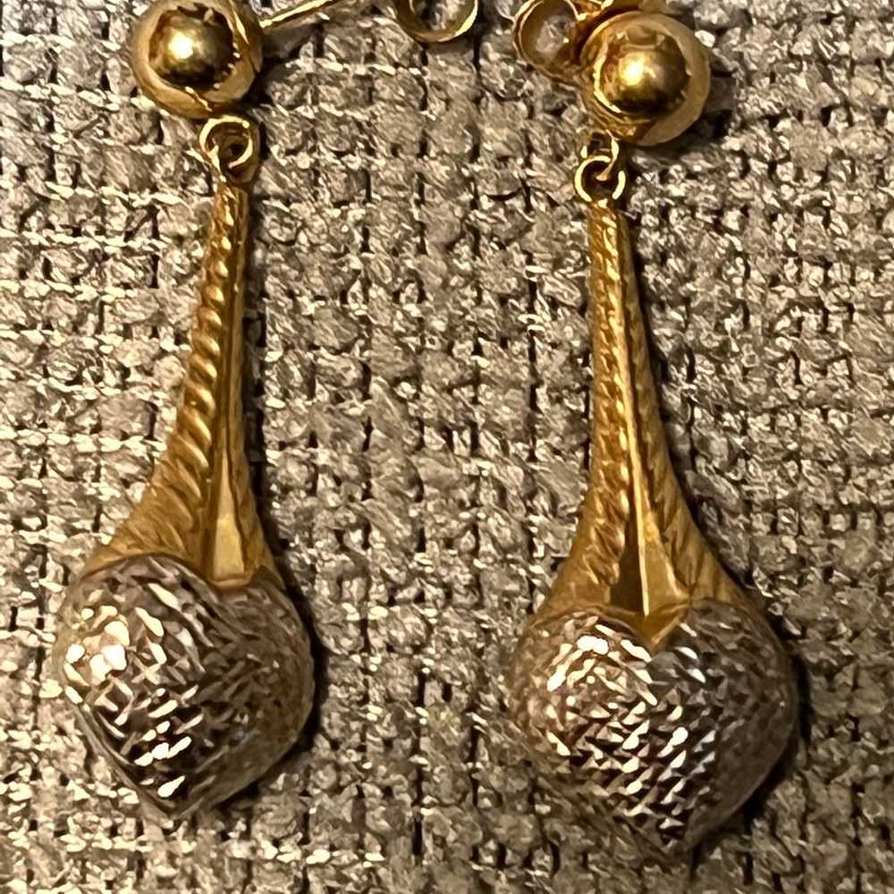 Vintage 14K Gold two tone dangle heart earrings - image 1