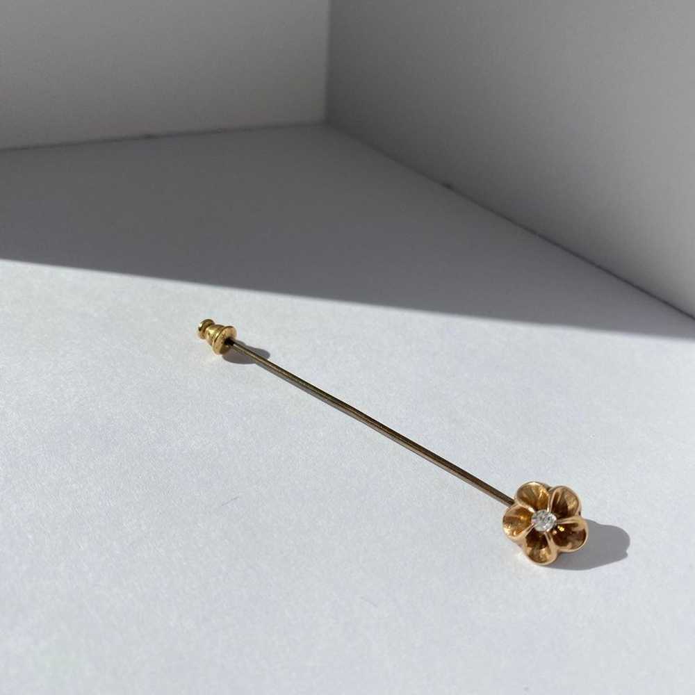 Vintage Diamond 14K Yellow Gold Diamond Flower Pin - image 2