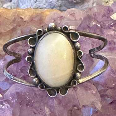 Vintage  Mother of pearl sterling silver bracelet - image 1