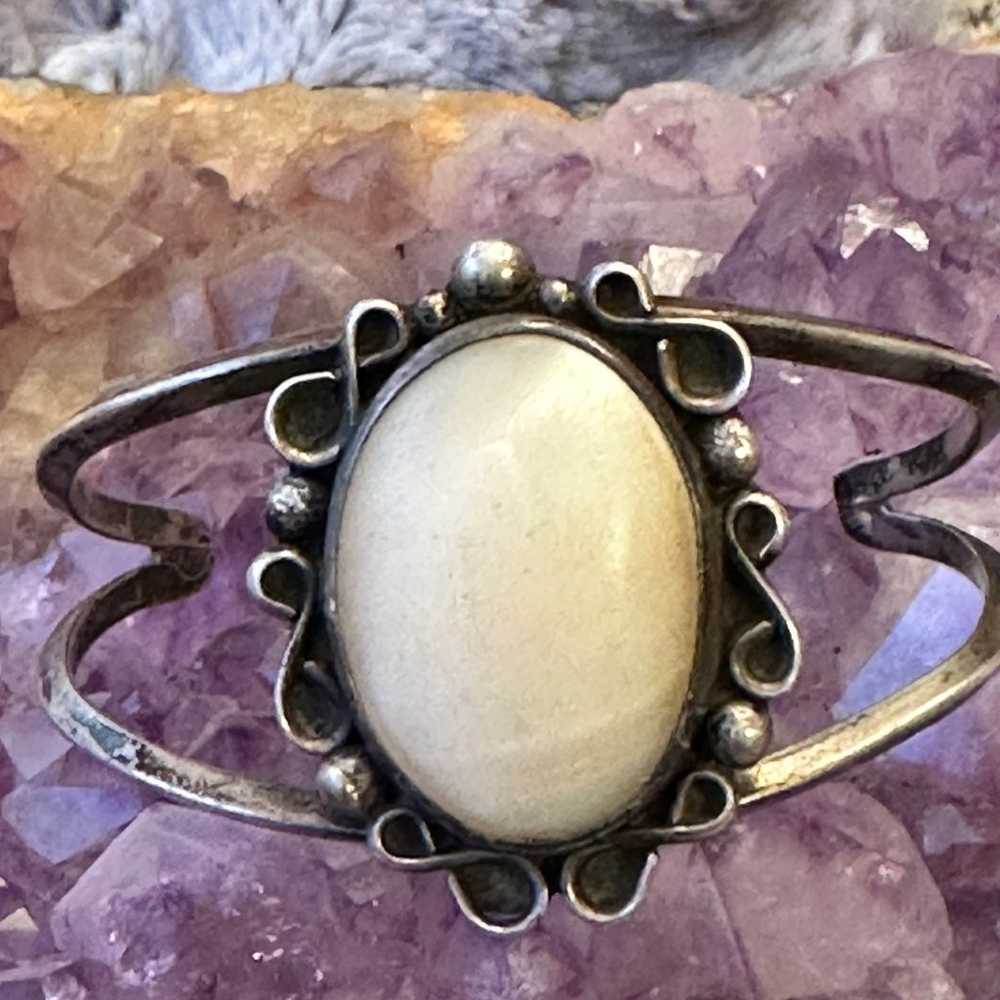 Vintage  Mother of pearl sterling silver bracelet - image 2