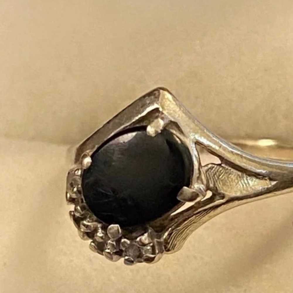 Vintage 10K White Gold Black Agate & Diamond Ring - image 3