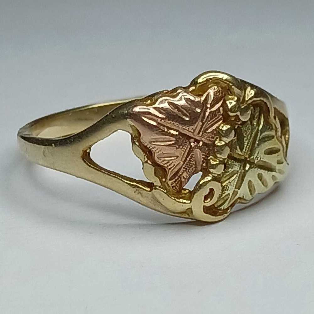 Black Hills Gold Ring Size 6 10k Multi-tone Gold … - image 6