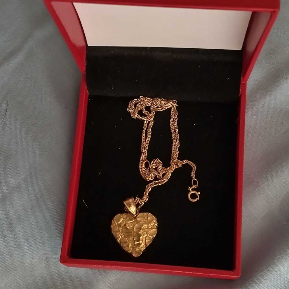 Solid heart pendant and chain - image 1