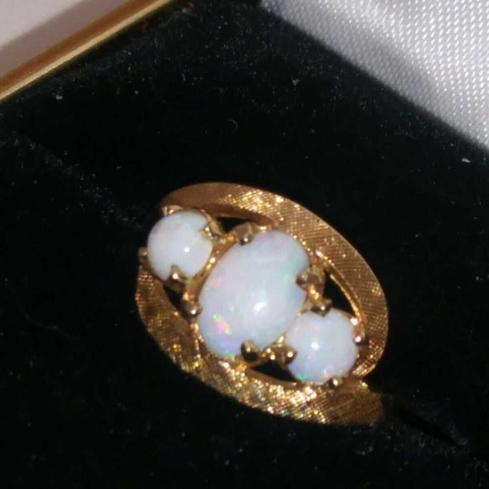 10k Gold Australian Opal 3 Stone Ring - image 11