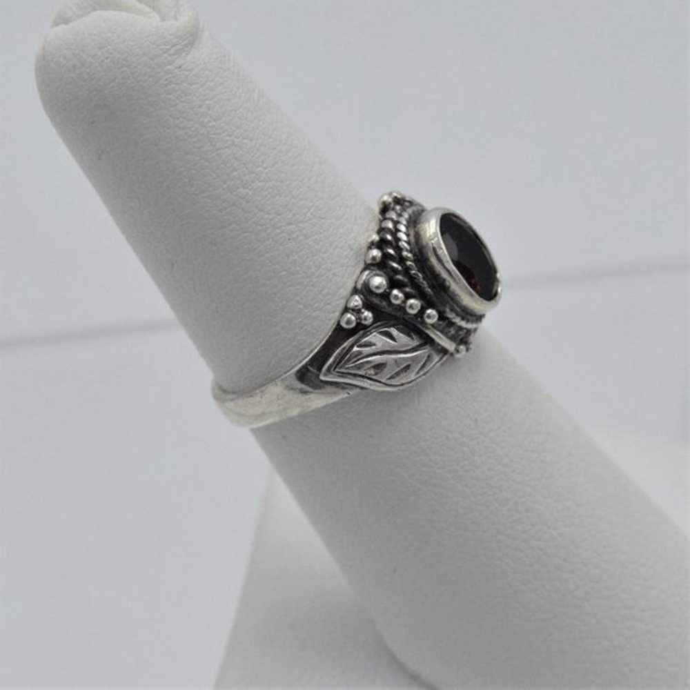 Vintage Sterling Silver & Garnet Ring Leaf Design - image 3