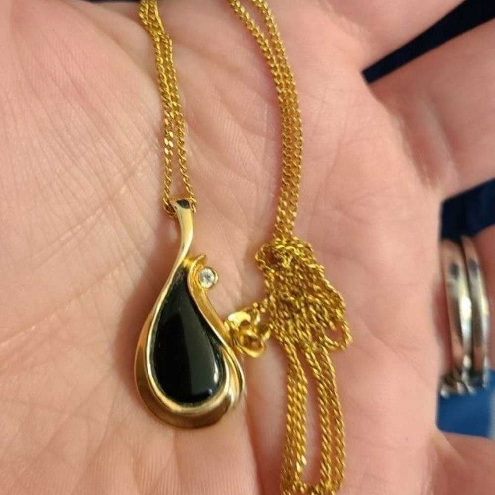 Vintage solid 14kt gold onix diamond necklace - image 3