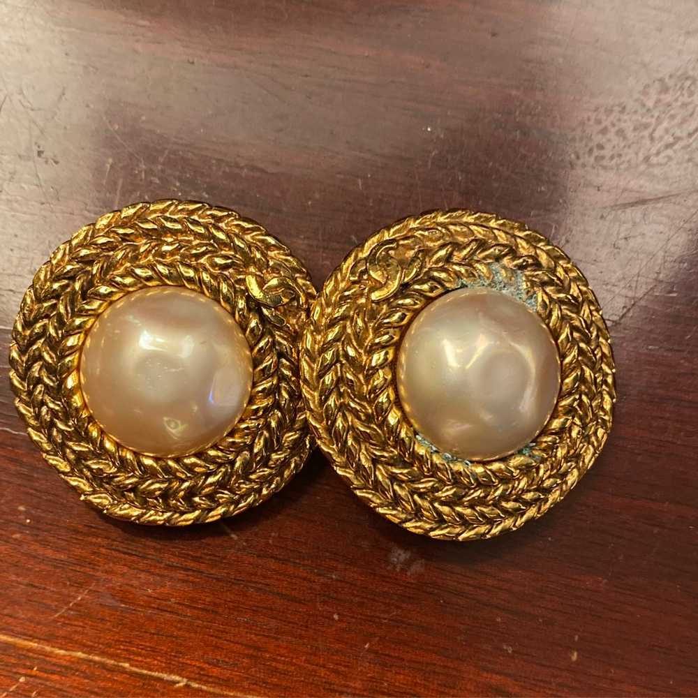 Chanel vintage clip on earrings - image 2