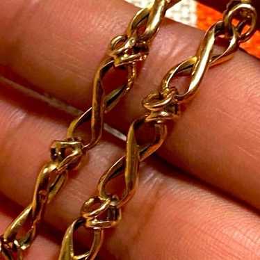 Gorgeous vintage unusual 14k gold bracelet