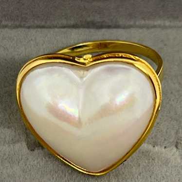 18k Yellow Gold Heart-shaped Mabe Pearl Ring Size… - image 1