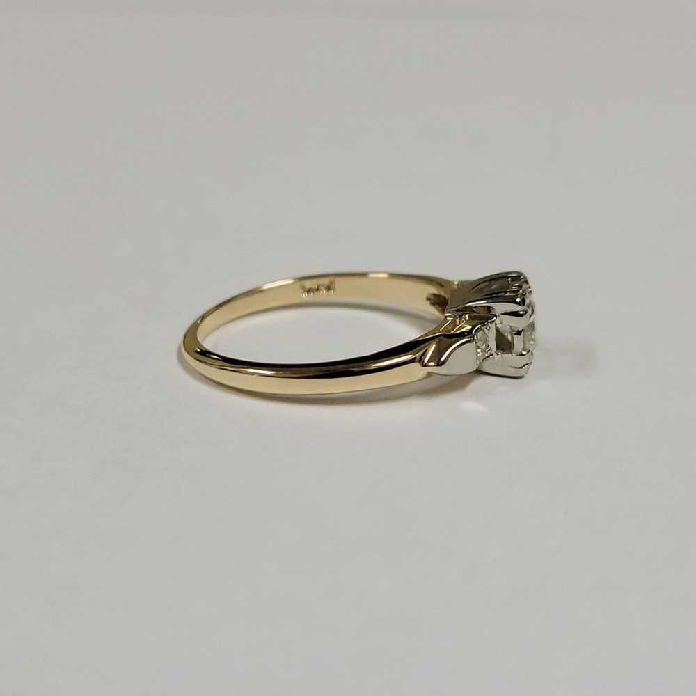 14k Vintage Two Tone Gold 3 Round  Diamonds Ladie… - image 3