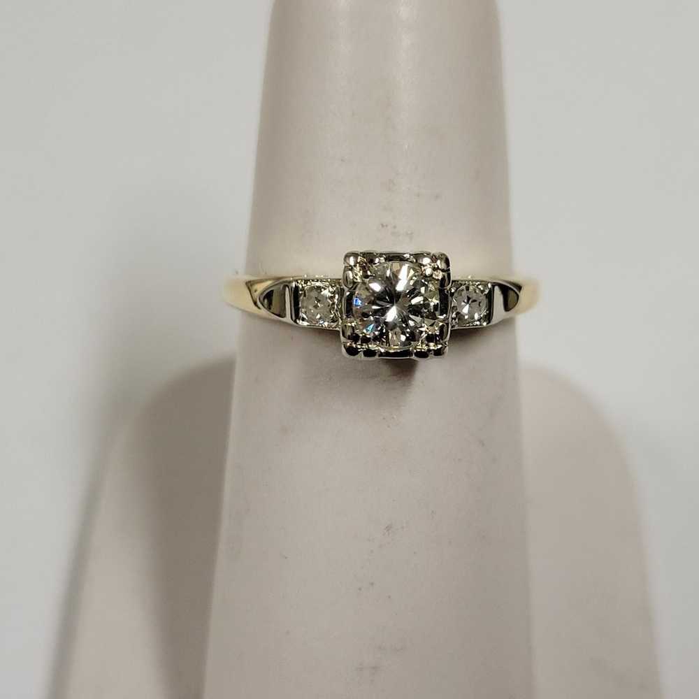 14k Vintage Two Tone Gold 3 Round  Diamonds Ladie… - image 4