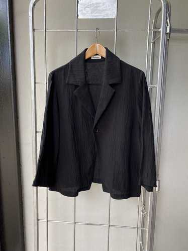 Issey Miyake Plantation pleated black jacket