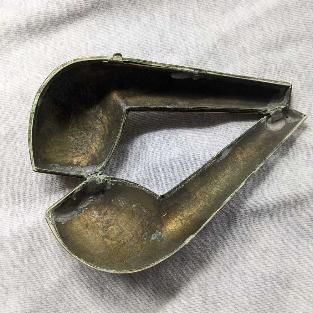 Vintage old brass pipe holder - image 3