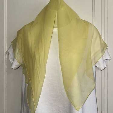 Vintage 50s or 60s large yellow vinal/silk semi s… - image 1