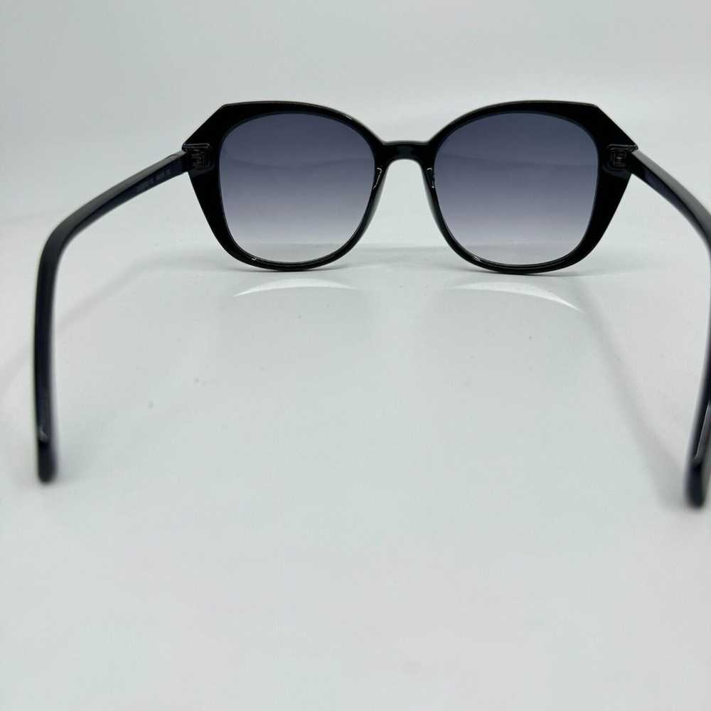 Liz Claiborne Vintage Black Sunglasses Oval Full … - image 3