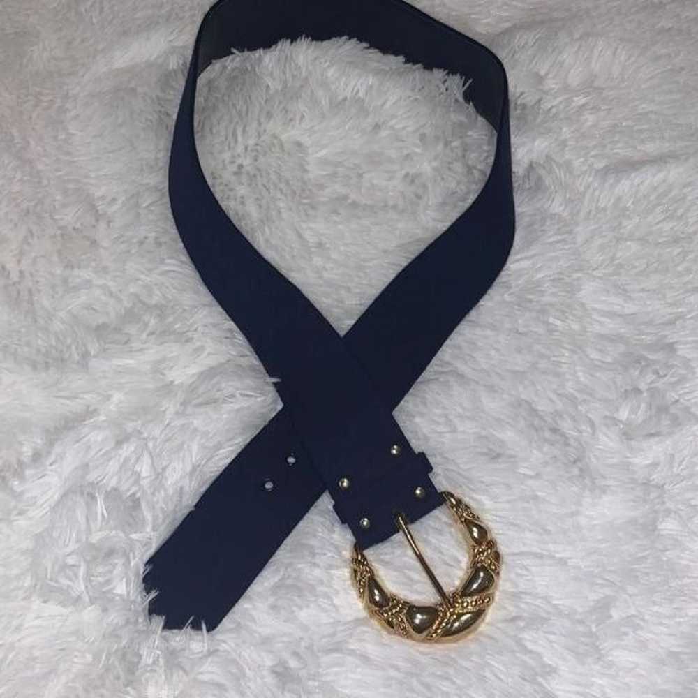 Vintage 80’s Navy Blue & Gold Thick Belt M/L - image 1