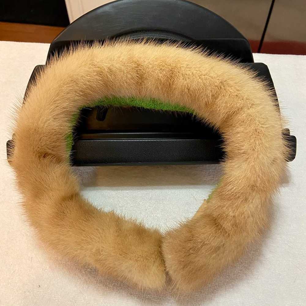 VINTAGE FUR COLLAR - image 5