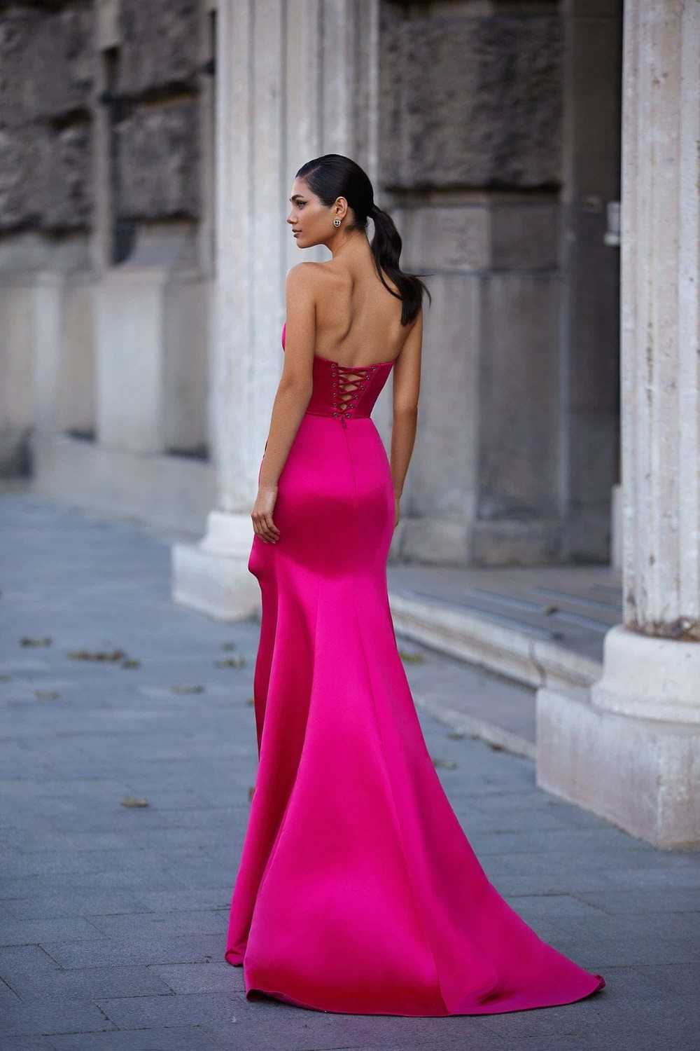 Milla Fuchsia Strapless evening gown with thigh s… - image 2