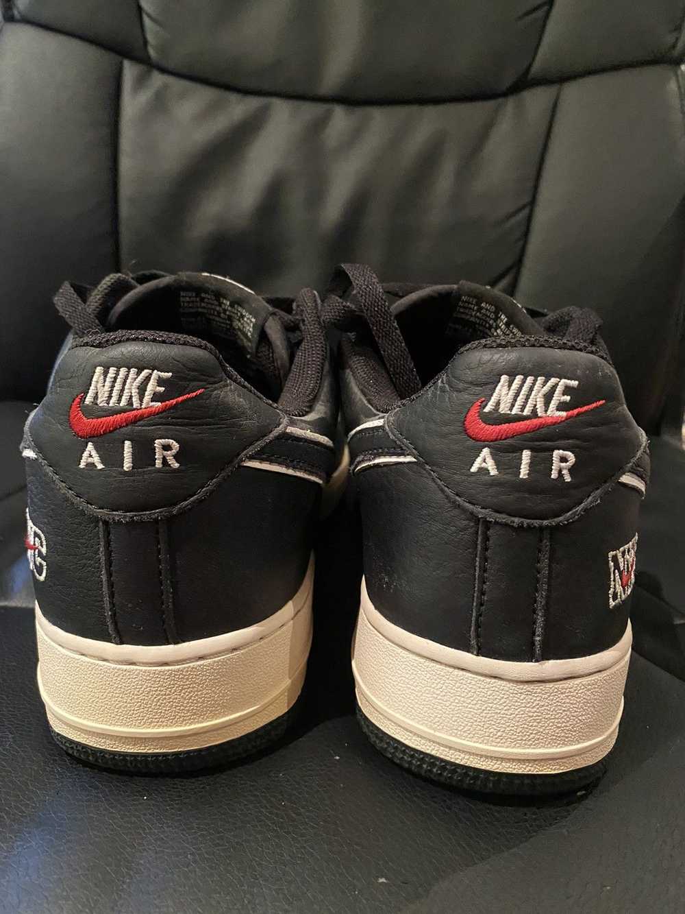 Nike Air Force 1 Low Retro Black NYC 2016 - image 4