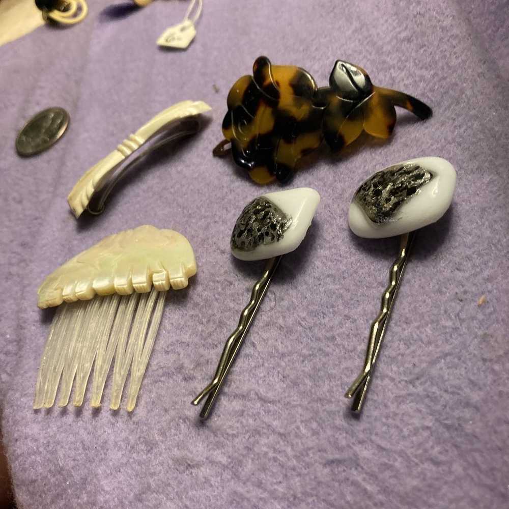 A lot of 5 vintage hair accessories - image 2