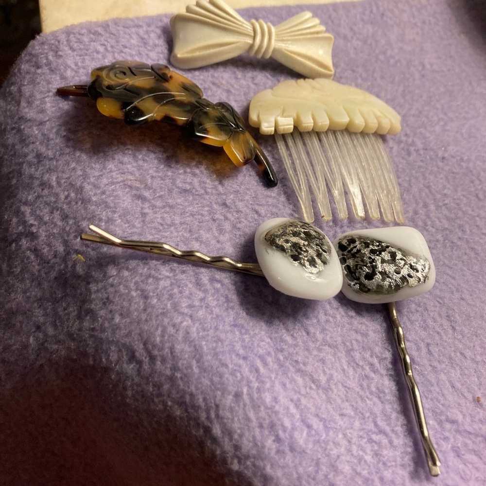 A lot of 5 vintage hair accessories - image 7